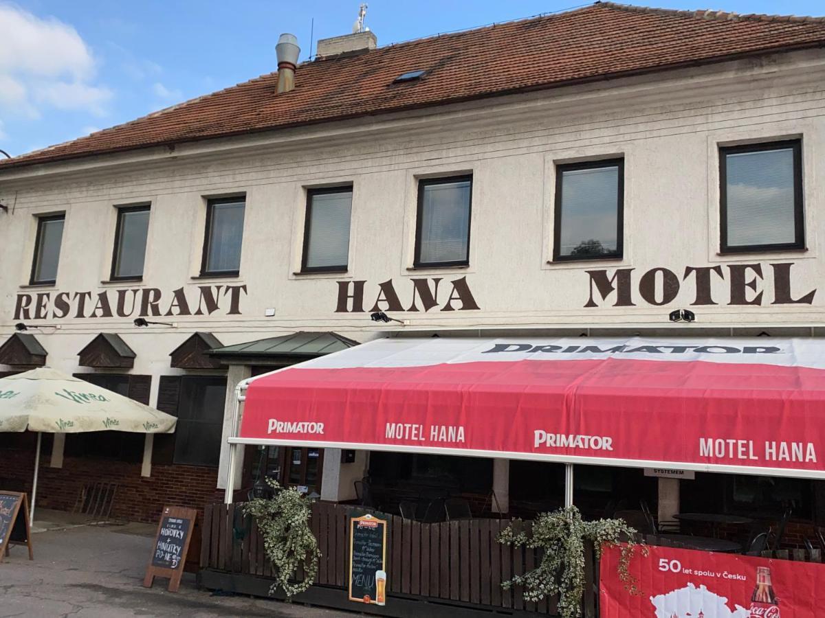 Restaurant Motel Hana Barbara Gastro Sro Ostretin 外观 照片